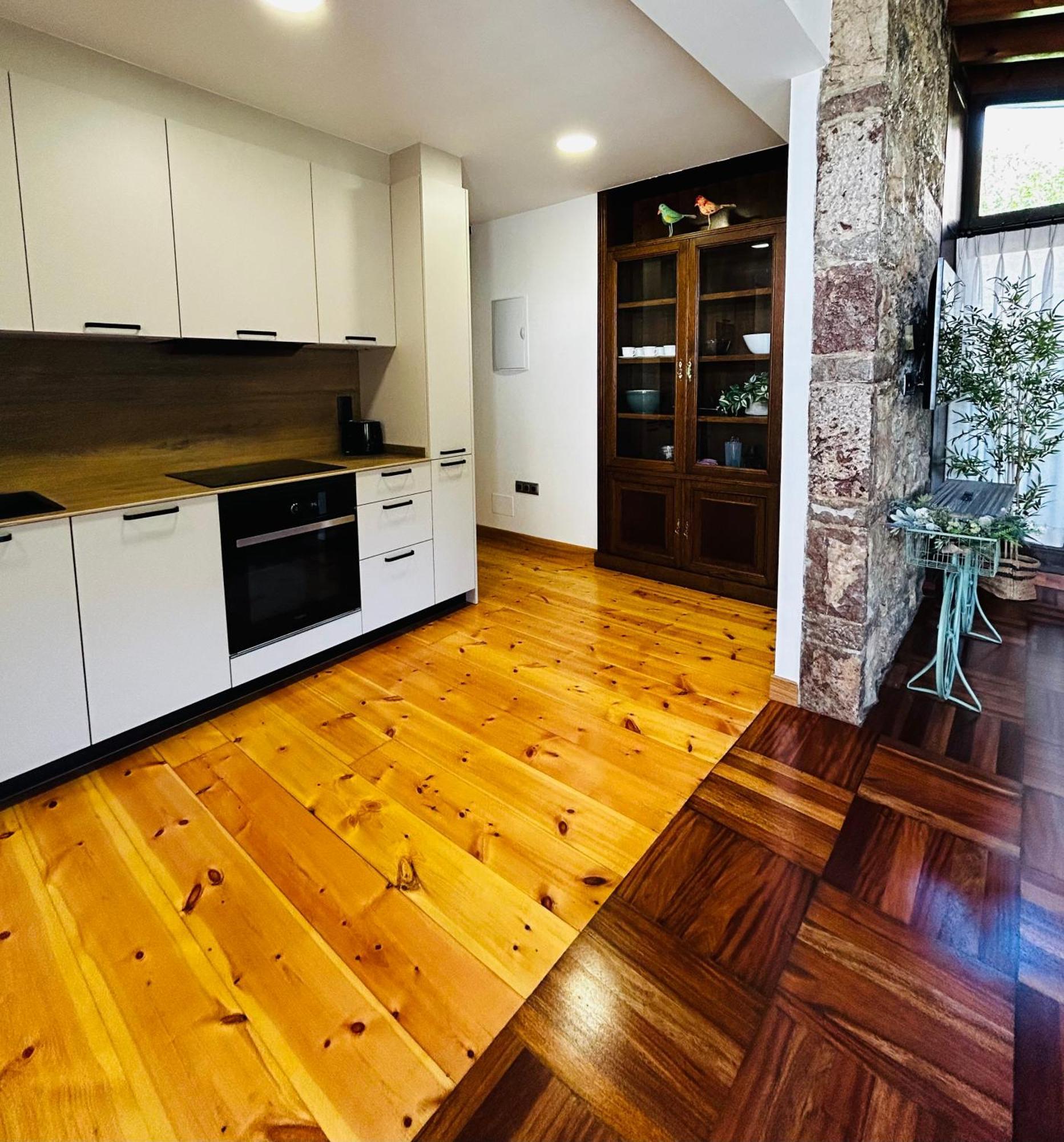 Apartamentos Rurales L'Arquera Льянес Екстер'єр фото