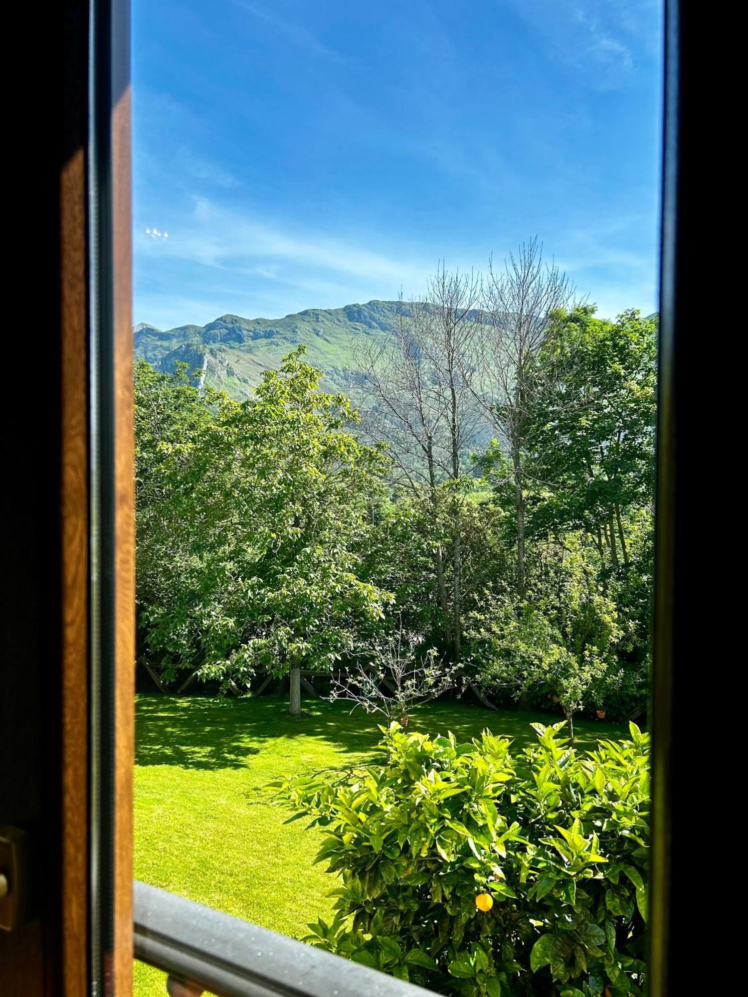 Apartamentos Rurales L'Arquera Льянес Екстер'єр фото