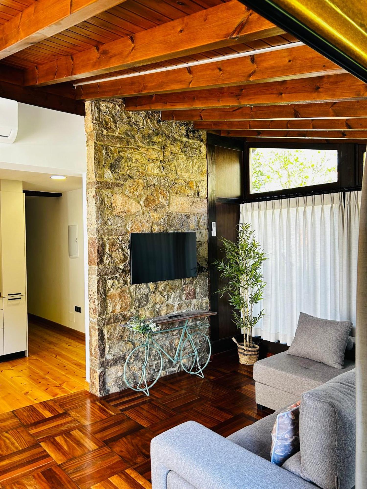 Apartamentos Rurales L'Arquera Льянес Екстер'єр фото